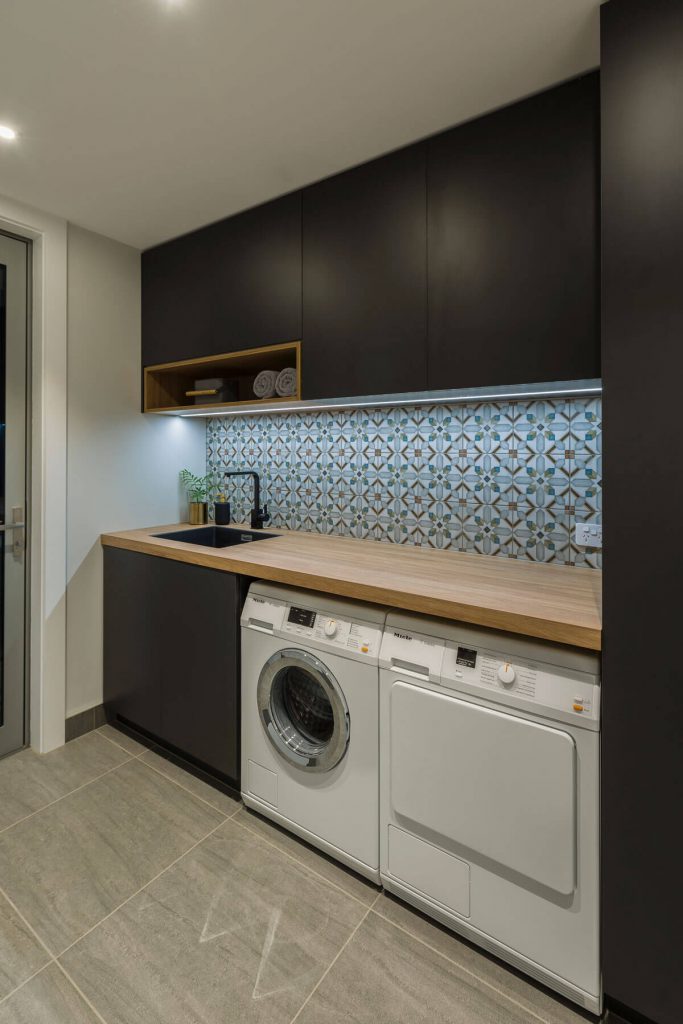 Finesse-Laundry-3-Small Finesse-Laundry-3-Small